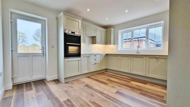 Kitchen/Breakfast Room