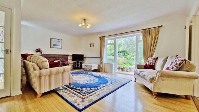 Lounge/Sitting Room