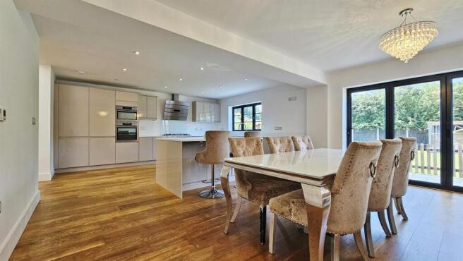 Kitchen/Family Room