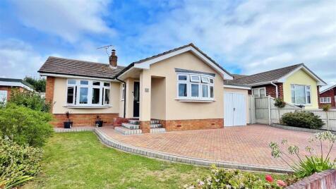 Fifth Avenue, Frinton-On-Sea