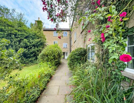 Block Front Garden