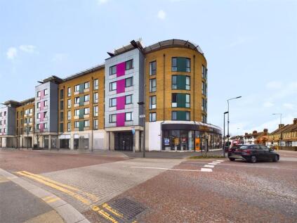 London Road, Wallington