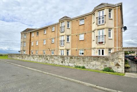 8A Barassiebank Lane, Troon, KA10 6RW