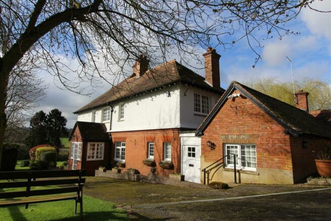 The Meadows, Badby