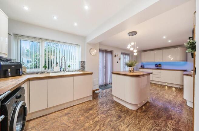 55 Sunningdale Drive