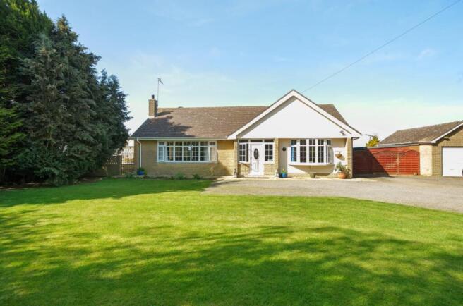 Tyngeli, Daventry
