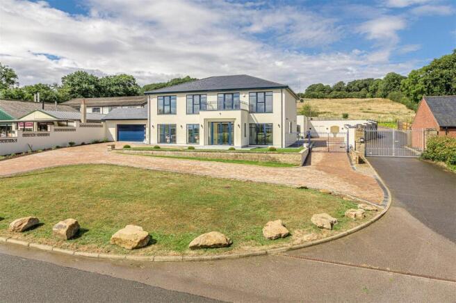 New House, Staverton Front aspect