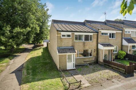 The Medway, Daventry, NN11