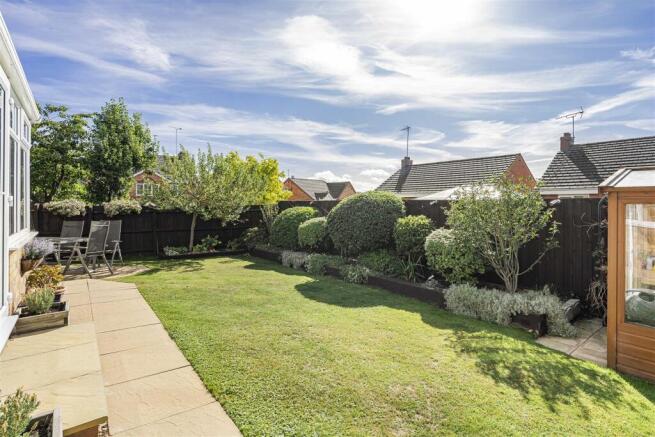 7 Preston Drive