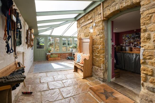 The Old Post Office, Hill Road