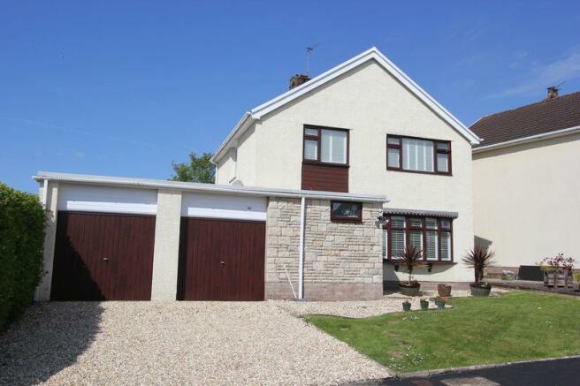 4 bedroom detached house for sale in Voss Park Drive, Llantwit Major, CF61