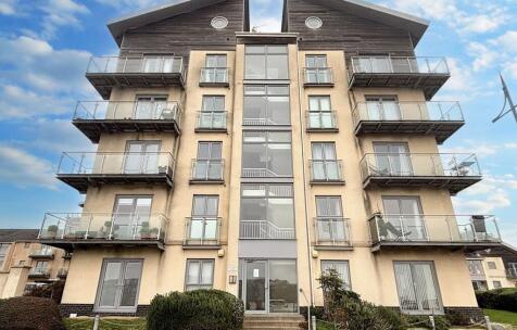 Cei Dafydd, Barry, CF63