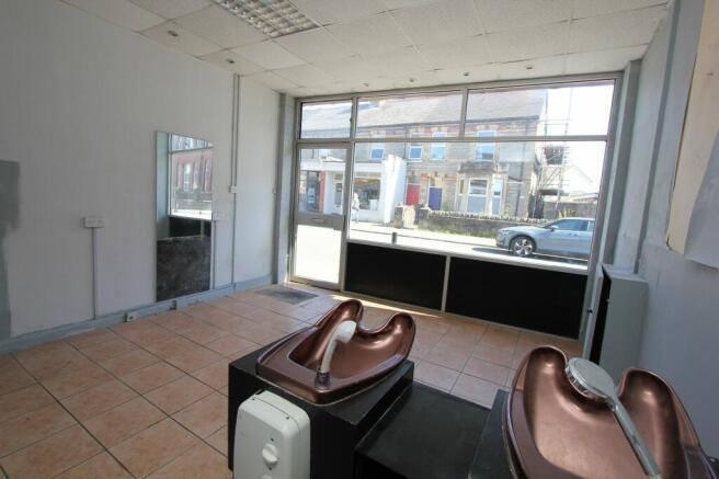 GROUND FLOOR SPACE