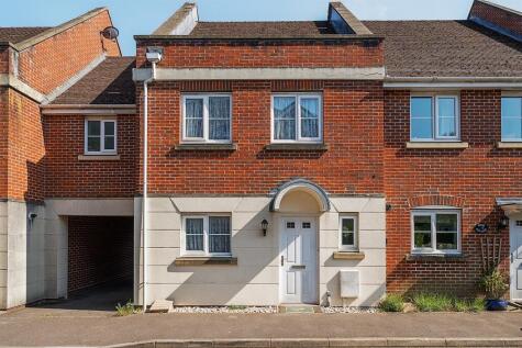 Spiro Close, Pulborough, West Sussex, RH20