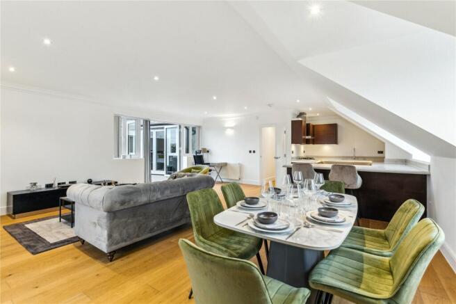 Reception/Kitchen