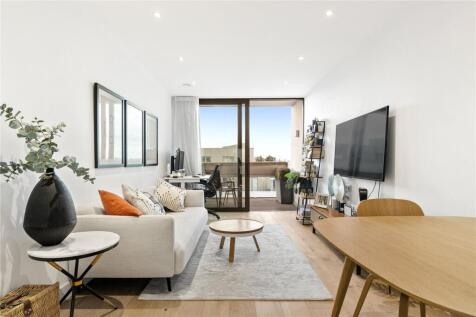 Balham High Road, London, SW17