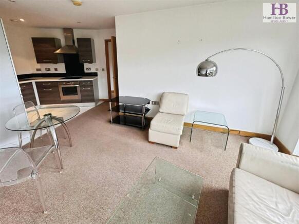 LOUNGE/DINING KITCHEN