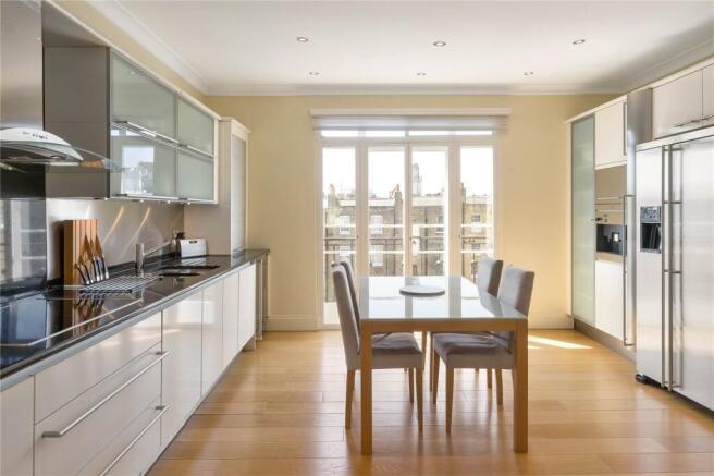 Kitchen/Dining
