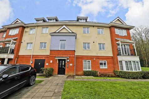 Flowers Avenue, Ruislip, HA4