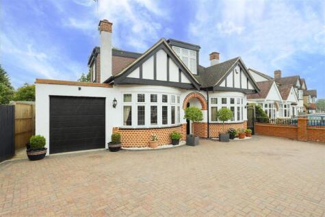 Marlborough Avenue, Ruislip