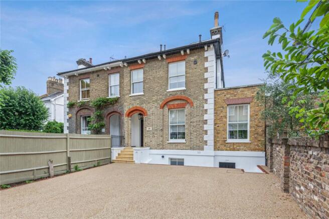 Charlwood Road