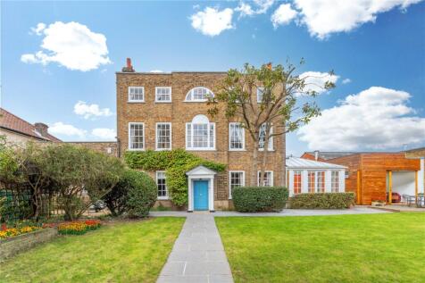 Colne Road, Twickenham, TW2