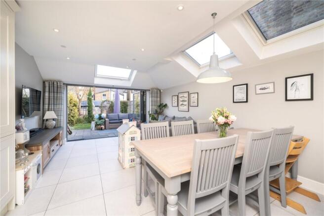 Kitchen/Dining