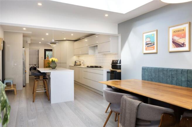 Kitchen/Dining
