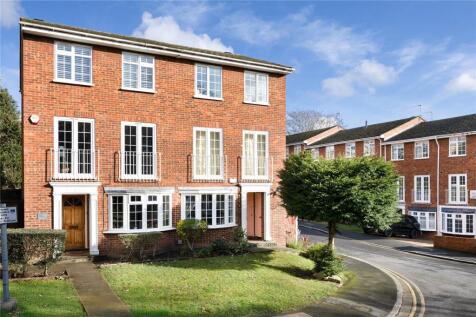 Cumberland Close, Wimbledon, London, SW20