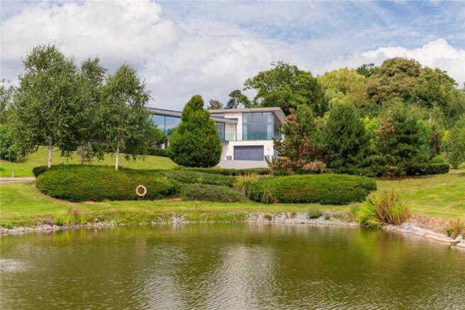 Grounds/Pond