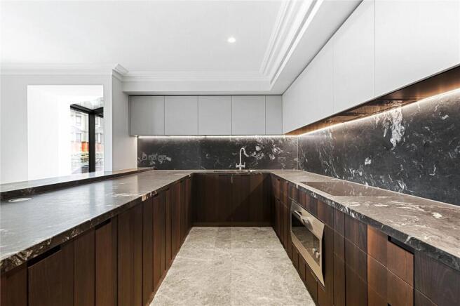 Apt 6, William St