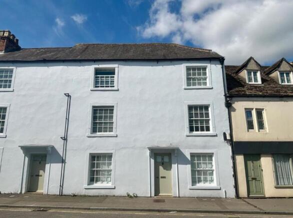 Flat 2 6 The Causeway.jpg