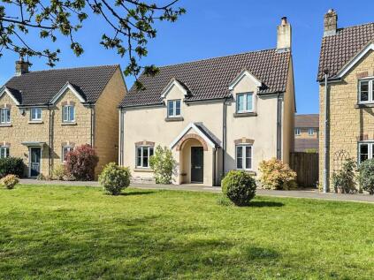 Avenue De Gien, Malmesbury