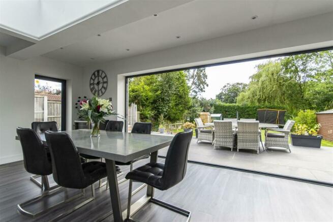 Open Plan Kitchen/Diner/Family Room