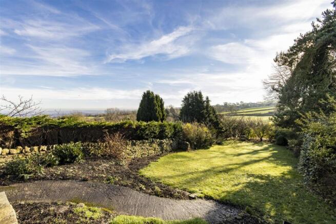 Rear Garden/View