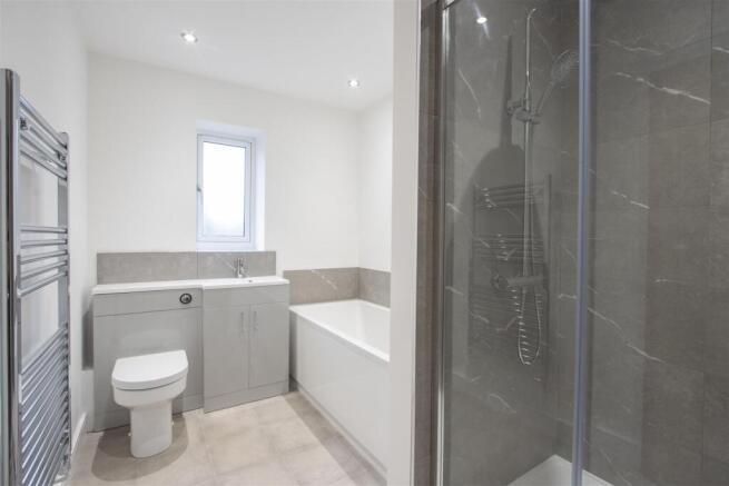 Family bathroom .jpg