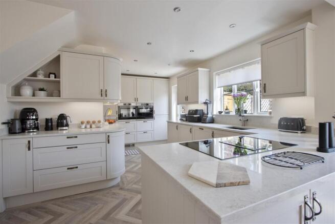 Kitchen 3.jpg