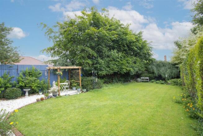 garden .jpg