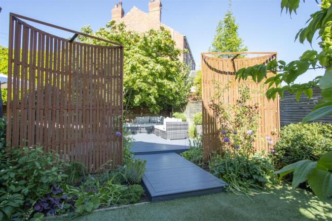 Garden 4.jpg