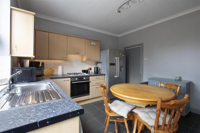 New kitchen 2.jpg