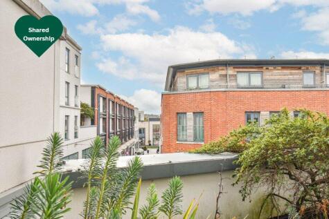 Park Way, Newbury, Berkshire, RG14