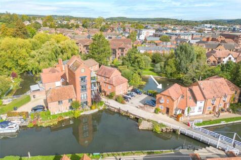 West Mills, Newbury, Berkshire, RG14