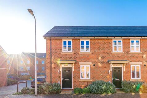 Home Straight, Newbury, Berkshire, RG14