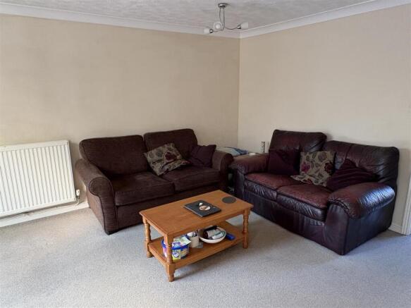 Living Room/Diner