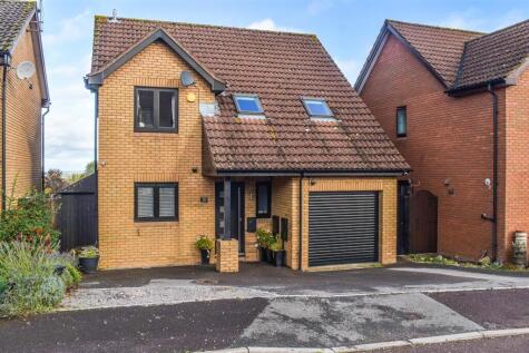 The Hawthorns, Cam, Dursley