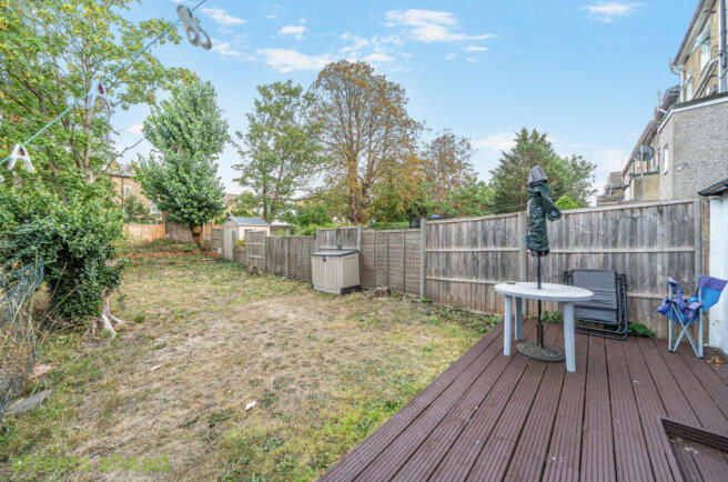 e1b45f38-15a4-407...