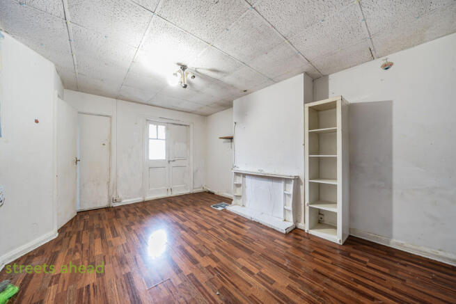 abe9d62d-be85-4a4...