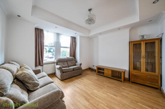 dbb693b6-fb36-4ca...