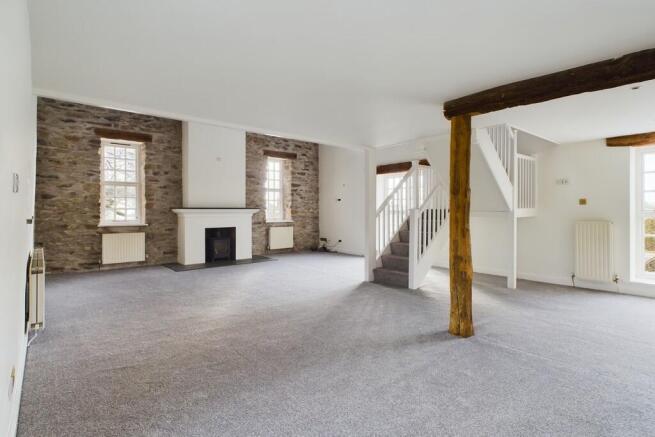 Open Plan Lounge ...
