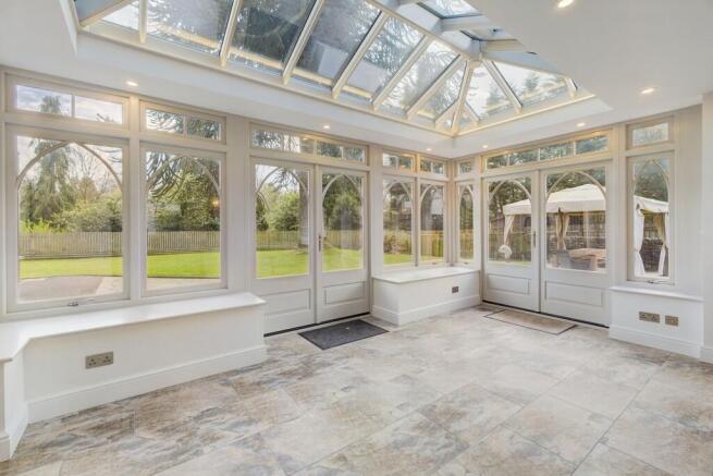 Open plan kitchen...